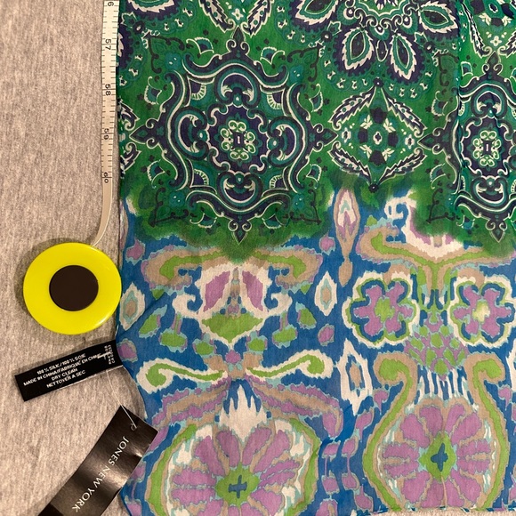 NEW Jones New York 100% silk scarf - Picture 6 of 7
